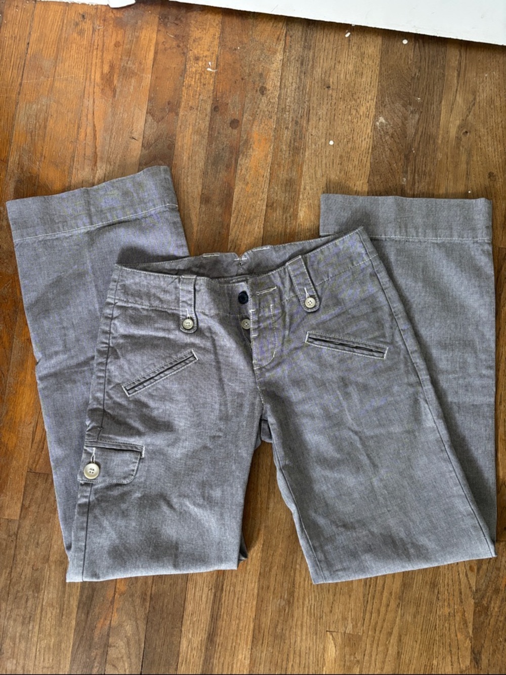 James Perse Women's Wide-Leg Trousers in Light Gray with Button Detailing